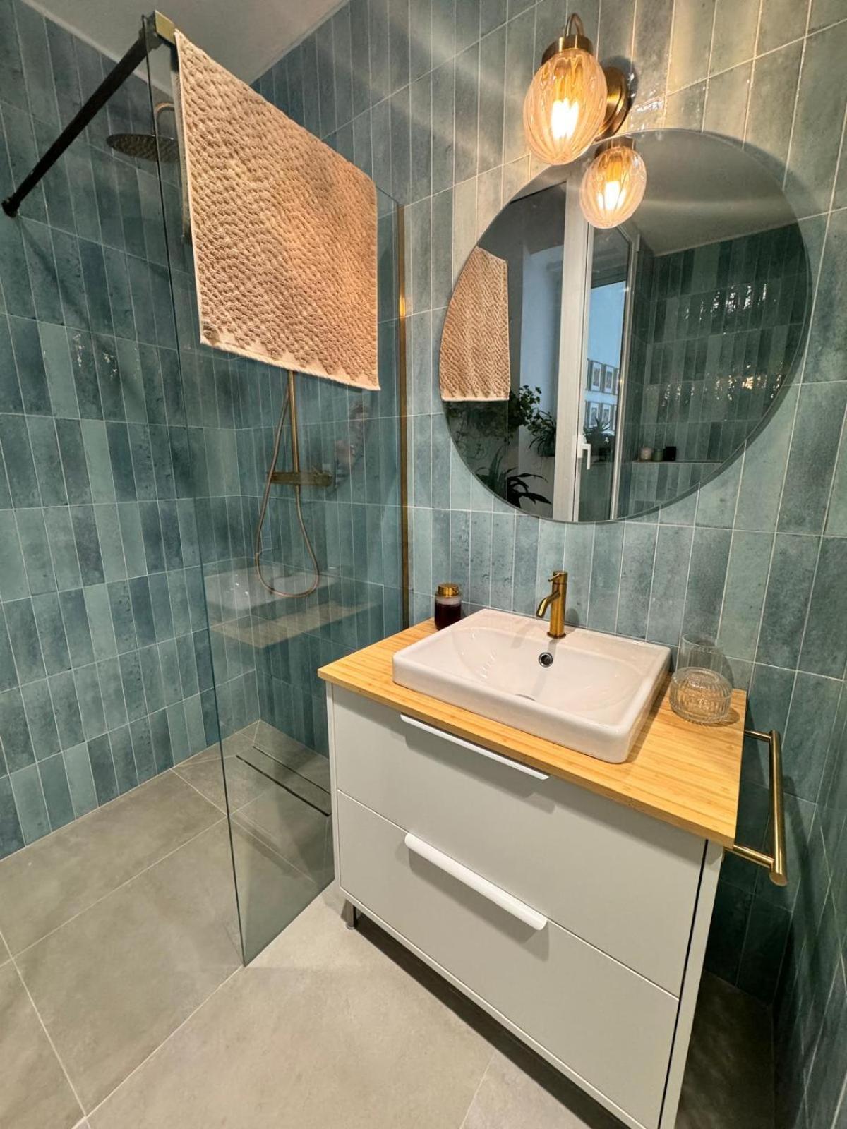 Romantic Apartment In The Heart Of Cabanyal Valencia Exterior foto